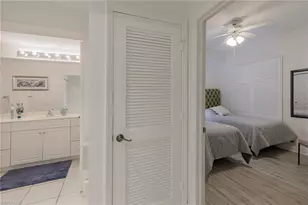 410 Bayfront Pl, Naples, FL 34102 - Photo 17