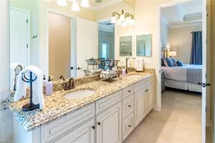 9372 Vercelli Ct, Naples, FL 34113 - Photo 23