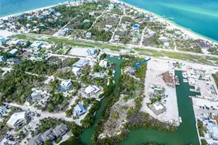 310 Pieces of Eight, Captiva, FL 33924 - Photo 3