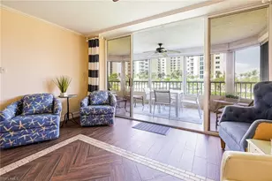 11118 Gulf Shore Dr, Naples, FL 34108 - Photo 21