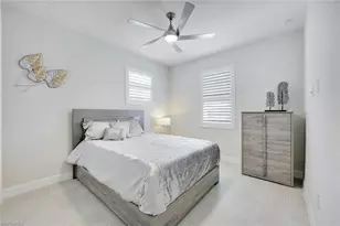 303 Indies Dr W, Naples, FL 34114 - Photo 11