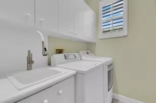 650 Vintage Reserve Cir, Naples, FL 34119 - Photo 17