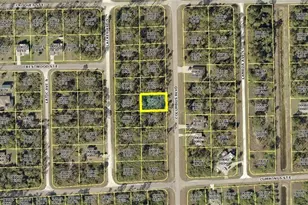 458 Columbus Blvd S, Lehigh Acres, FL 33974 - Photo 5