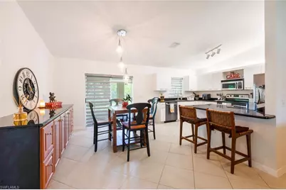 725 Grove Dr, Naples, FL 34120 - Photo 5