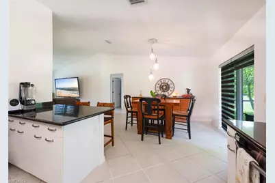 725 Grove Dr, Naples, FL 34120 - Photo 9