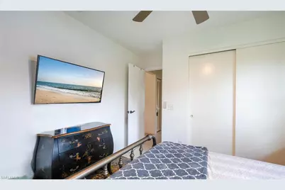 725 Grove Dr, Naples, FL 34120 - Photo 17