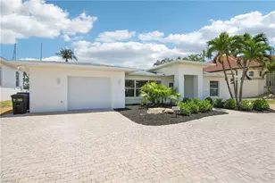 18195 Cutlass Dr, Fort Myers Beach, FL 33931 - Photo 3