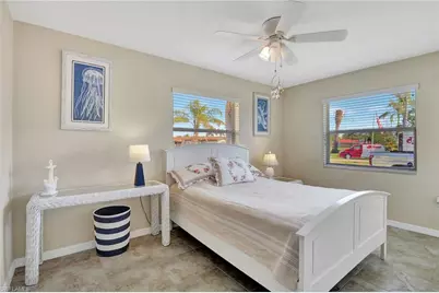 250 Bangsberg Rd SE, Port Charlotte, FL 33952 - Photo 13