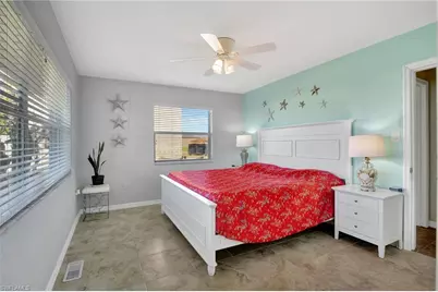 250 Bangsberg Rd SE, Port Charlotte, FL 33952 - Photo 15