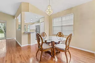 2005 Crestview Way, Naples, FL 34119 - Photo 7