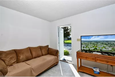 26 Pinewood Blvd, Lehigh Acres, FL 33936 - Photo 5