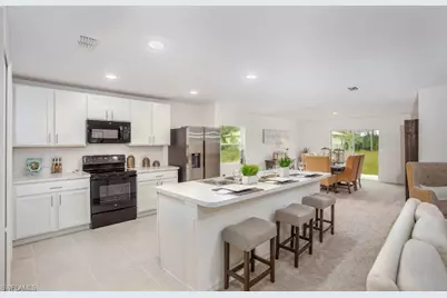 407 SW 19th Ave, Cape Coral, FL 33991 - Photo 5