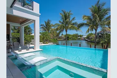 661 Galleon Dr, Naples, FL 34102 - Photo 7