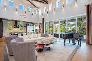 661 Galleon Dr, Naples, FL 34102 - Photo 9