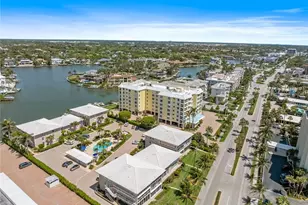 1910 Gulf Shore Blvd N, Naples, FL 34102 - Photo 27