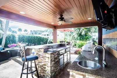 374 14th Ave S, Naples, FL 34102 - Photo 23