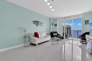 3000 Oasis Grand Blvd, Fort Myers, FL 33916 - Photo 5