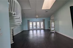 719 SW 51st Terrace, Cape Coral, FL 33914 - Photo 5