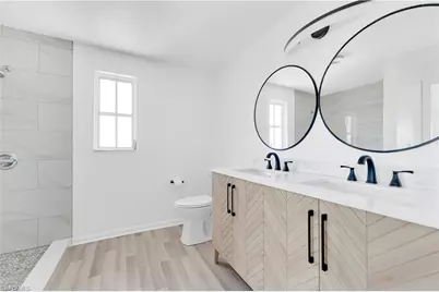 1106 Harbor Dr, North Fort Myers, FL 33917 - Photo 13