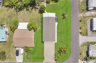 1106 Harbor Dr, North Fort Myers, FL 33917 - Photo 27