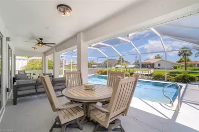 1308 SE 21st Ter, Cape Coral, FL 33990 - Photo 23