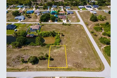 2205 NE 27th St, Cape Coral, FL 33909 - Photo 1