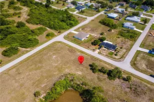 2205 NE 27th St, Cape Coral, FL 33909 - Photo 7