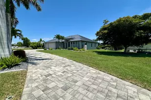 410 SE 26th Terrace, Cape Coral, FL 33904 - Photo 3