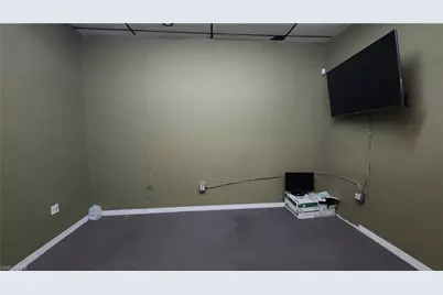 1242 Market Cir #B9, Port Charlotte, FL 33953 - Photo 13