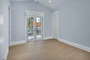 242 2nd Ave S, Naples, FL 34102 - Photo 17