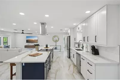 23 Fairview Blvd, Fort Myers Beach, FL 33931 - Photo 9