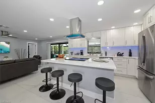 52 Fairview Blvd, Fort Myers Beach, FL 33931 - Photo 5