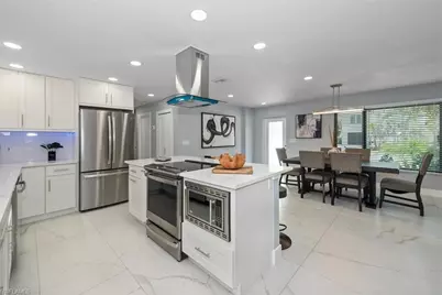 52 Fairview Blvd, Fort Myers Beach, FL 33931 - Photo 9