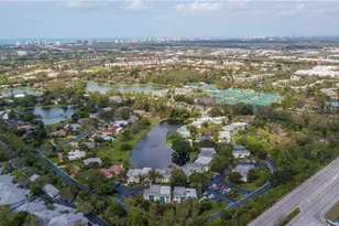 217 Bobolink Way, Naples, FL 34105 - Photo 17