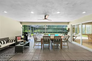 725 Old Trail Dr, Naples, FL 34103 - Photo 23