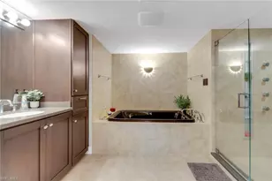 5260 S Landings Dr, Fort Myers, FL 33919 - Photo 9