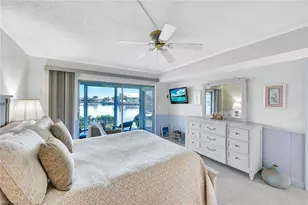 1829 SE 41st St, Cape Coral, FL 33904 - Photo 17