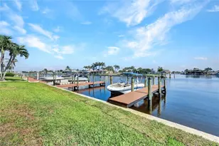 1829 SE 41st St, Cape Coral, FL 33904 - Photo 25