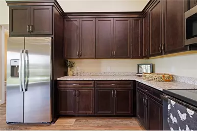 16630 Willow Point Ct, Alva, FL 33920 - Photo 11