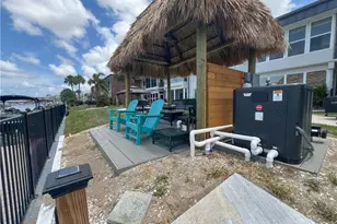 632 Victoria Dr, Cape Coral, FL 33904 - Photo 17