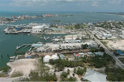 1180 Main St #6, Fort Myers Beach, FL 33931 - Photo 17