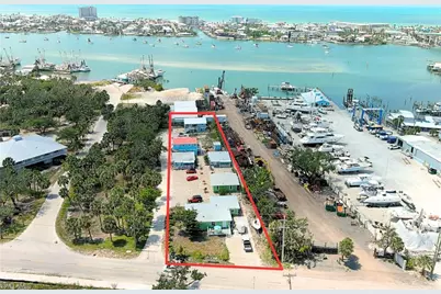 1180 Main St #6, Fort Myers Beach, FL 33931 - Photo 1