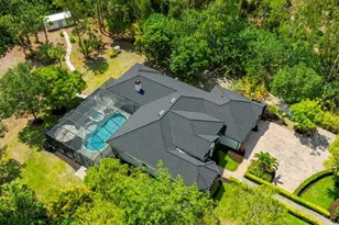 2360 19th St SW, Naples, FL 34117 - Photo 5