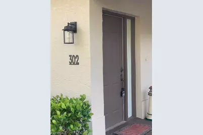 300 Diamond Cir #302, Naples, FL 34110 - Photo 7