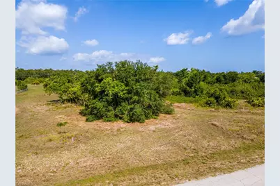 2723 NE 22nd Pl, Cape Coral, FL 33909 - Photo 21