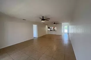 1615 SE 46th Ln, Cape Coral, FL 33904 - Photo 7