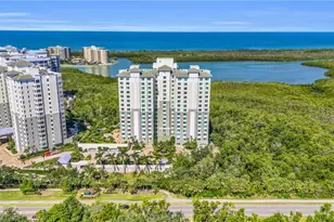 265 Indies Way, Naples, FL 34110 - Photo 5