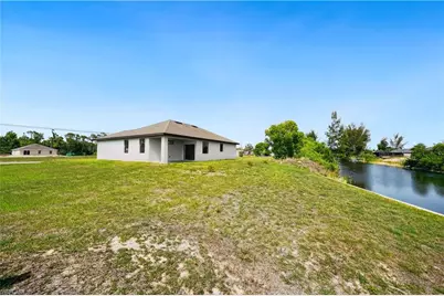 418 NE 31st Ter, Cape Coral, FL 33909 - Photo 25