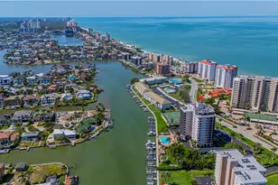 11030 Gulf Shore Dr, Naples, FL 34108 - Photo 5