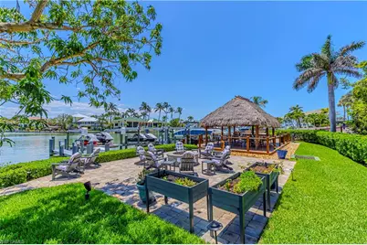 11030 Gulf Shore Dr #901, Naples, FL 34108 - Photo 29